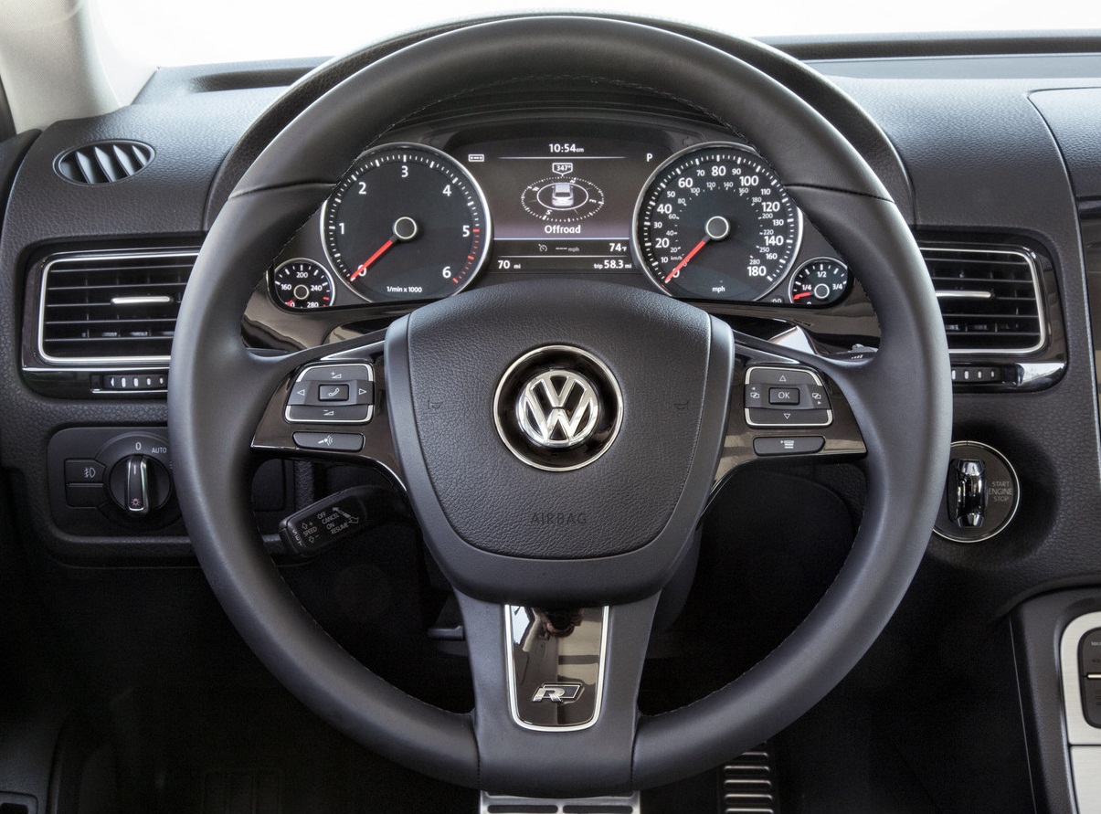 2014 Volkswagen Touareg Steering Wheel