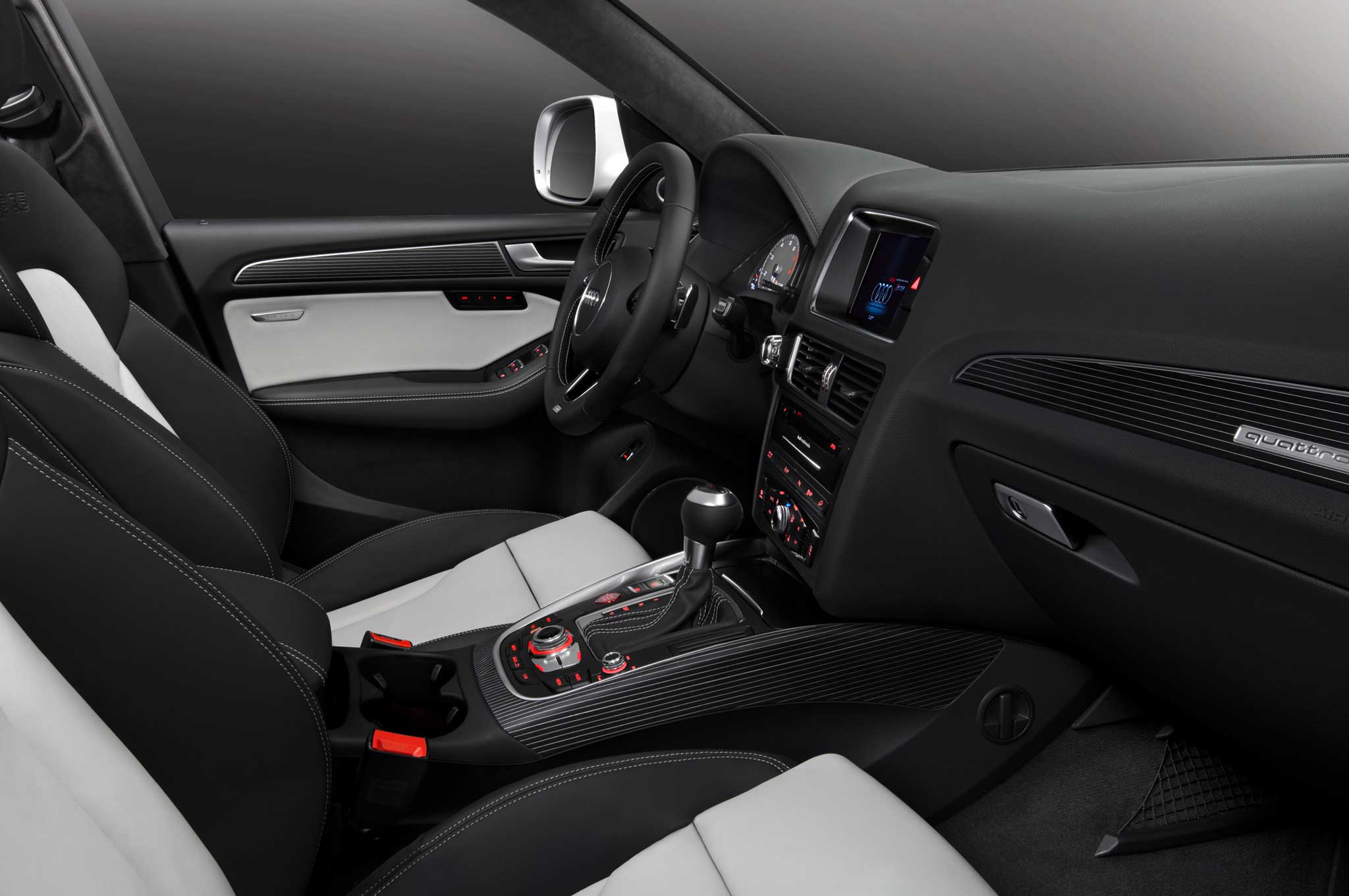 2015 Audi R8 Interior Dashboard View