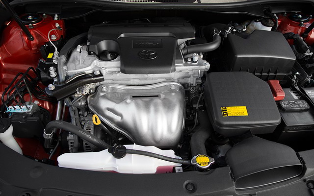 2014 Toyota Camry Engine View
