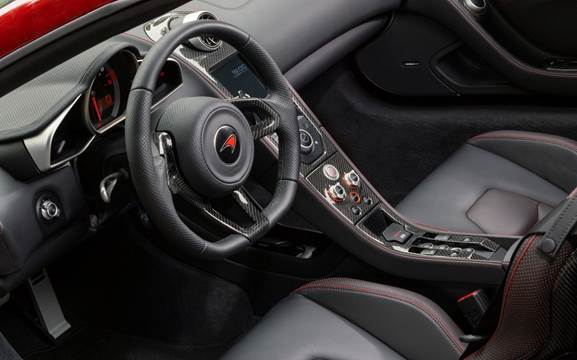 McLaren 12C Spider's interior